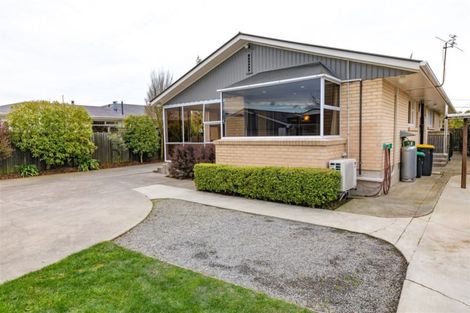 Photo of property in 23 Moyna Avenue, Dallington, Christchurch, 8061