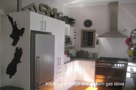 Photo of property in 1/46 Old Lake Road, Narrow Neck, Auckland, 0624