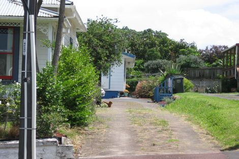 Photo of property in 10a Henry Street, Avondale, Auckland, 1026