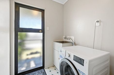 Photo of property in 1 Silkwood Lane, Melville, Hamilton, 3206