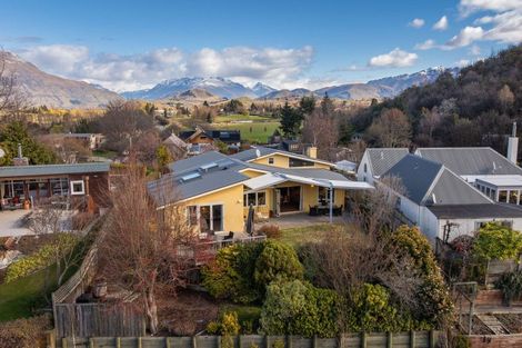 Photo of property in 5 Stafford Street, Arrowtown, 9302