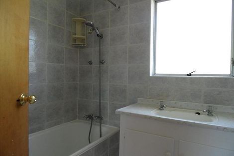 Photo of property in 372 East Coast Road, Sunnynook, Auckland, 0630