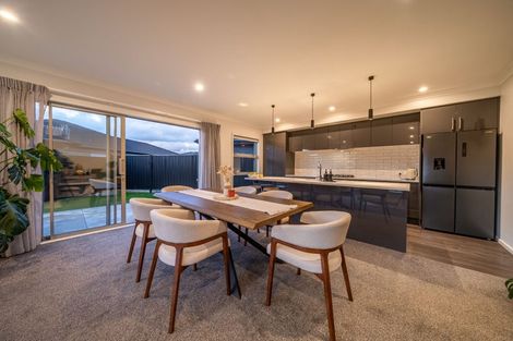 Photo of property in 24 Fenwick Crescent, Wallaceville, Upper Hutt, 5018
