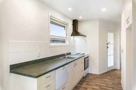 Photo of property in 84 Donovan Road, Paraparaumu Beach, Paraparaumu, 5032