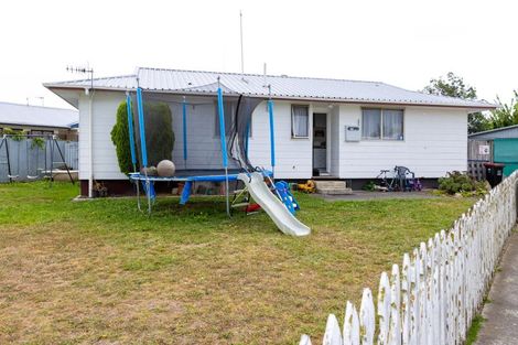 Photo of property in 56 Diaz Drive, Flaxmere, Hastings, 4120