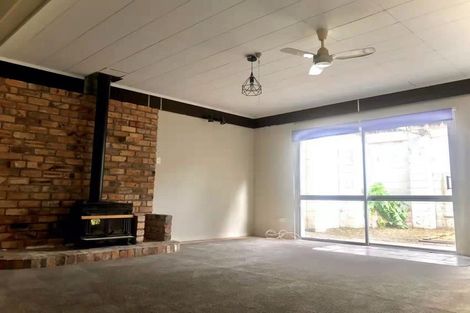 Photo of property in 28 Gretel Place, Hillcrest, Auckland, 0627