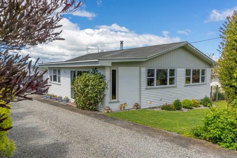 Photo of property in 8 Puriri Crescent, Lansdowne, Masterton, 5810