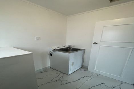 Photo of property in 1/33 Reid Road, New Lynn, Auckland, 0600