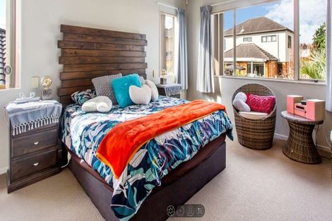 Photo of property in 34 Heidi Crescent, Flat Bush, Auckland, 2016