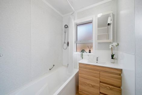 Photo of property in 17 Spurway Place, Mairehau, Christchurch, 8013