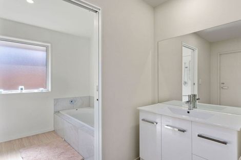 Photo of property in 103 Shillingford Boulevard, Rolleston, 7615