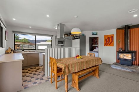 Photo of property in 424 Bannockburn Road, Bannockburn, Cromwell, 9384