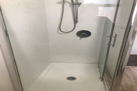 Photo of property in 1/42-44 Opaheke Road, Opaheke, Papakura, 2113