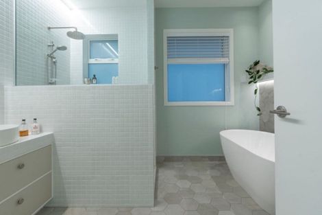 Photo of property in 131 Ngatai Road, Otumoetai, Tauranga, 3110