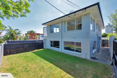 Photo of property in 3/6 Pierce Road, Milford, Auckland, 0620