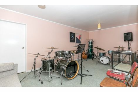 Photo of property in 407 Kahikatea Drive, Dinsdale, Hamilton, 3204