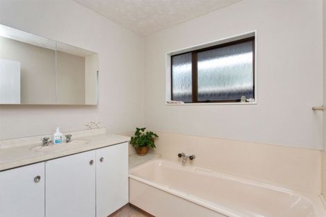 Photo of property in 192 Highsted Road, Casebrook, Christchurch, 8051