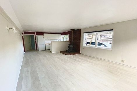 Photo of property in 15 Brunton Place, Glenfield, Auckland, 0629