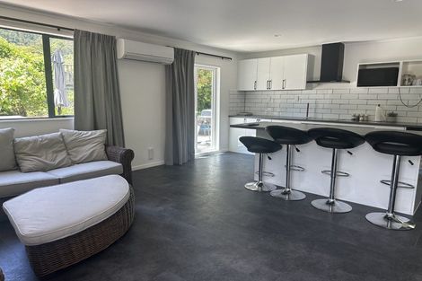 Photo of property in 60 Wairau Road, Picton, 7220