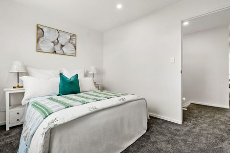 Photo of property in 49b Vera Road, Te Atatu South, Auckland, 0610