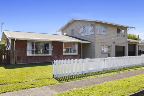 Photo of property in 16 Strange Street, Waitara, 4320