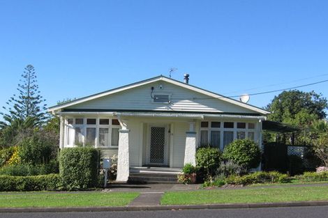 Photo of property in 13 Brandon Road, Glen Eden, Auckland, 0602