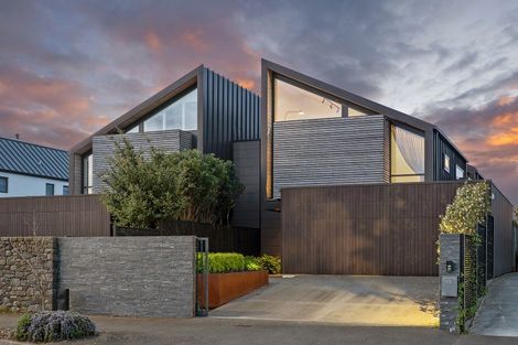 Photo of property in 1/141 Peterborough Street, Christchurch Central, Christchurch, 8013