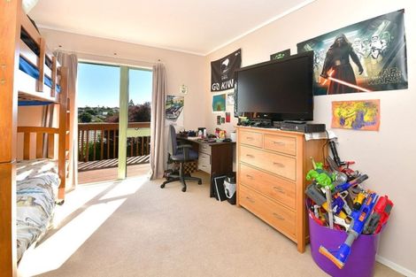 Photo of property in 23 Rakino Avenue, Manly, Whangaparaoa, 0930