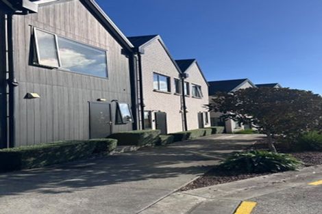 Photo of property in 8 Wharara Lane, Massey, Auckland, 0614
