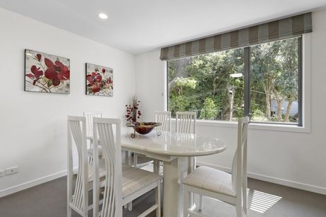 Photo of property in 35a Ngaio Road, Kelburn, Wellington, 6012