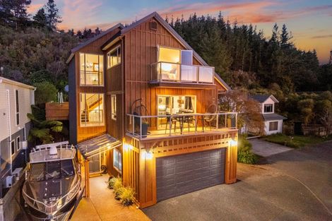 Photo of property in 9a Mccarthy Grove, Clouston Park, Upper Hutt, 5018