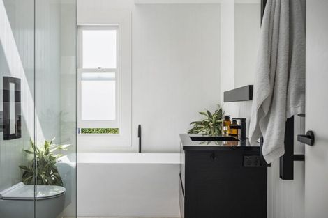 Photo of property in 61 Rose Road, Grey Lynn, Auckland, 1021