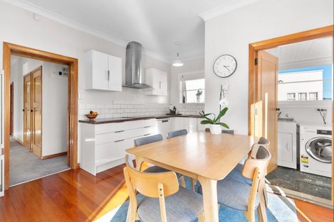 Photo of property in 79 Savage Crescent, West End, Palmerston North, 4412