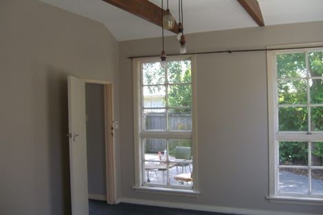 Photo of property in 2/106 Maidstone Road, Ilam, Christchurch, 8041