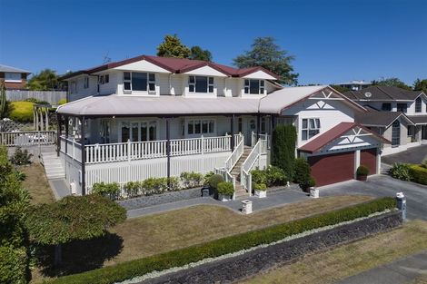 Photo of property in 16 Tironui Terrace, Western Heights, Hamilton, 3200