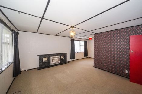 Photo of property in 11 Fairfield Road, Hawera, 4610