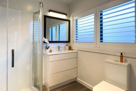 Photo of property in 53 Waipunahau Road, Waikanae, 5036