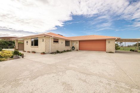 Photo of property in 294 Cape Foulwind Road, Carters Beach, Westport, 7892