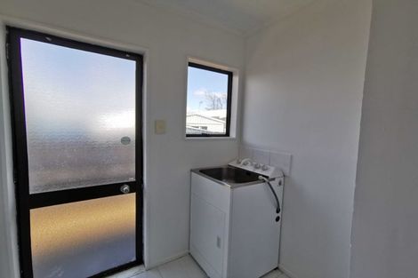 Photo of property in 2/49 Templeton Place, Clendon Park, Auckland, 2103