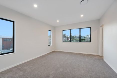 Photo of property in 12 Kiokio Place, Swanson, Auckland, 0614