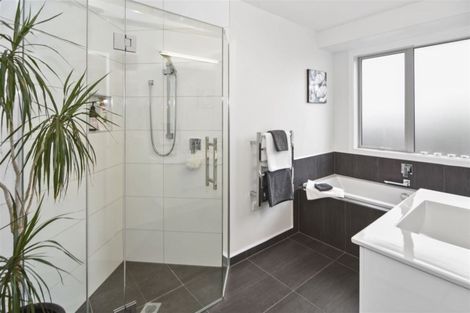 Photo of property in 9 Jack Rise, Grandview Heights, Hamilton, 3200