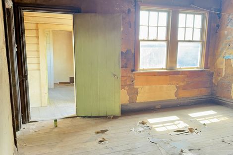 Photo of property in 1 Mckenna Street, Masterton, 5810