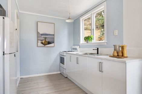 Photo of property in 8 Signal Street, Foxton Beach, Foxton, 4815