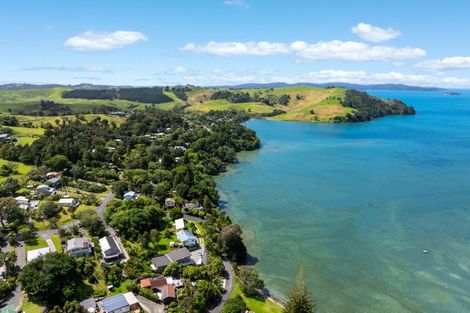 Photo of property in 11 Clinton Road, Tawharanui Peninsula, Warkworth, 0986