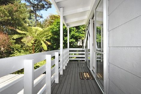 Photo of property in 1/8 Sapphire Place, Bayview, Auckland, 0629