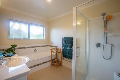 Photo of property in 7 Ashleigh Way, Waikanae Beach, Waikanae, 5036
