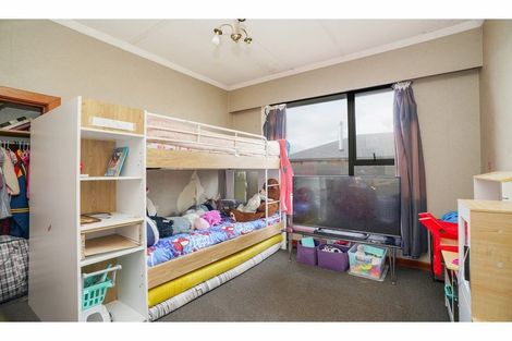 Photo of property in 64 Price Street, Grasmere, Invercargill, 9810
