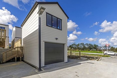 Photo of property in 624 Kerepi Street, Westgate, 0814