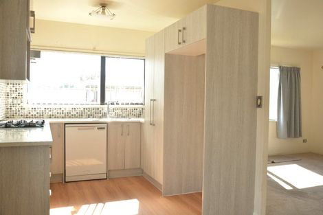 Photo of property in 4/29 Aeronautic Road, Takanini, 2112