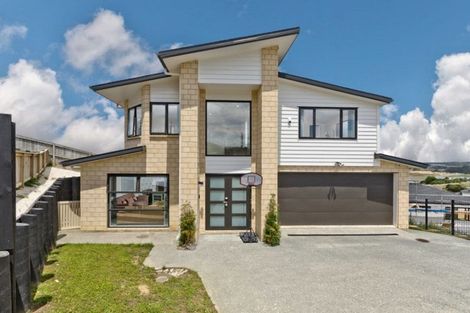 Photo of property in 23 Manawanui Way, Orewa, 0931